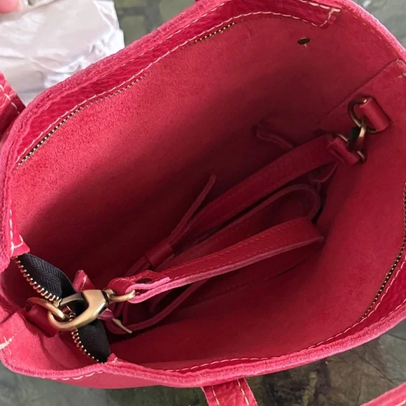 Portland Leather Sugar Mini Tote Zip Bag 🦄 - Picture 2 of 3